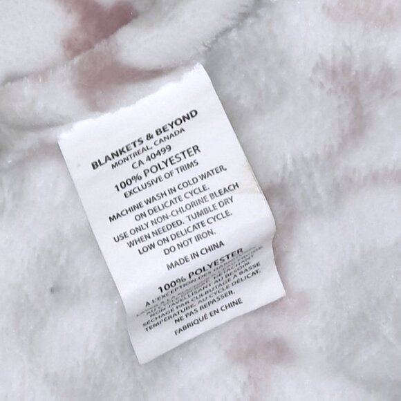 2021 Blankets & Beyond Elephant Baby Lovey Security Blanket 31" X 29" - Picture 5 of 5